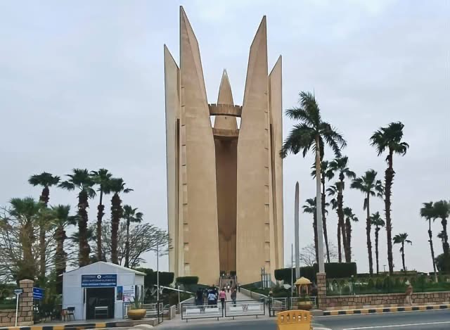 إقبال كبير على مواقع وزارة الري السياحية بأسوان خلال عيد الأضحى