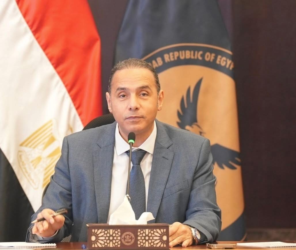 الدكتور إسلام عزام رئيس الهيئة العامة للرقابة المالية
