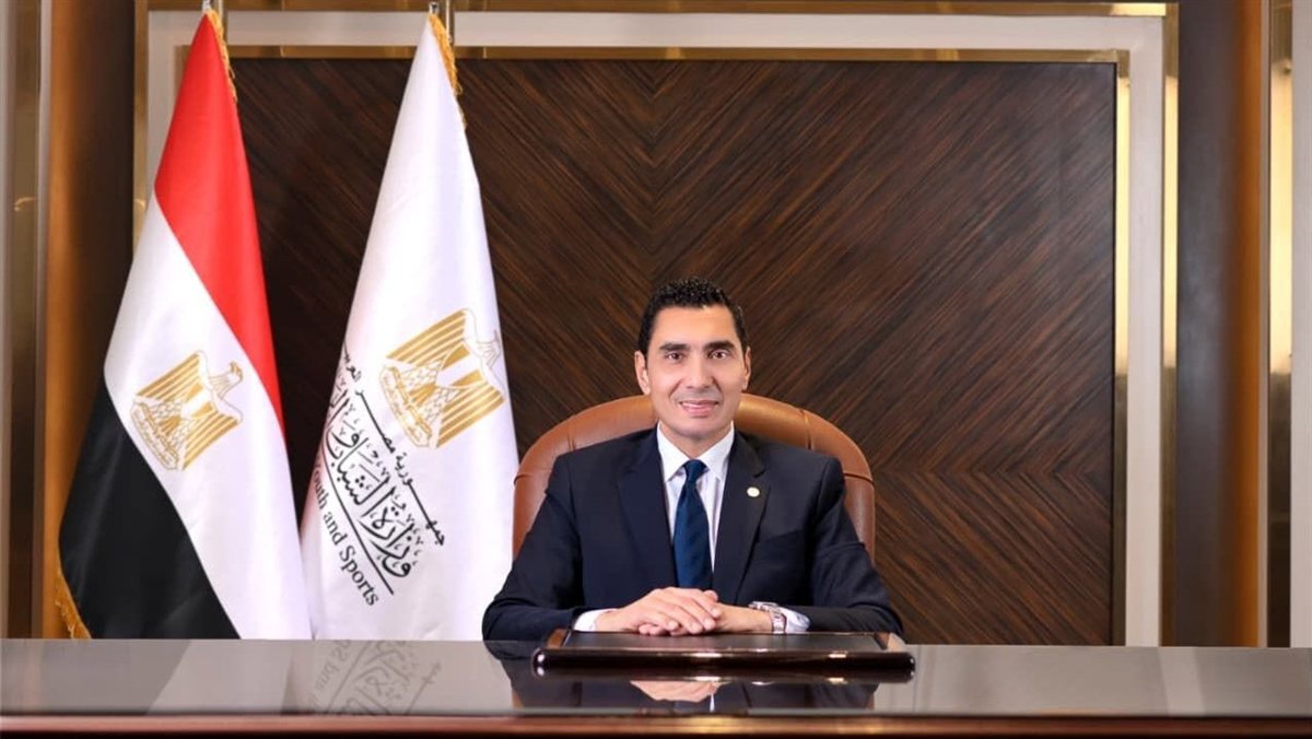 جوهر نبيل وزير الشباب والرياضة