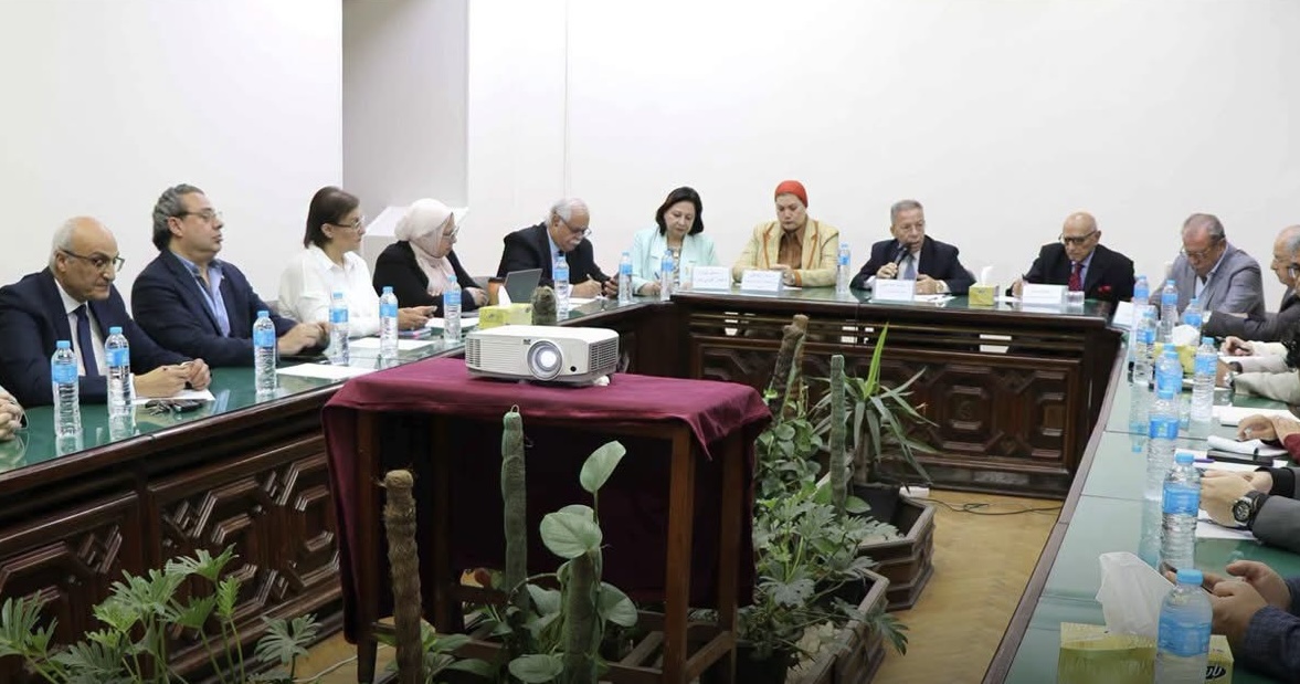 نقابة الأطباء تطلق ميثاق الولادة الآمنة وخط الشكاوى