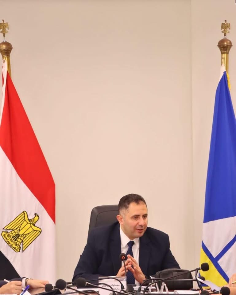 الدكتور حسام الدين فوزي محافظ دمياط