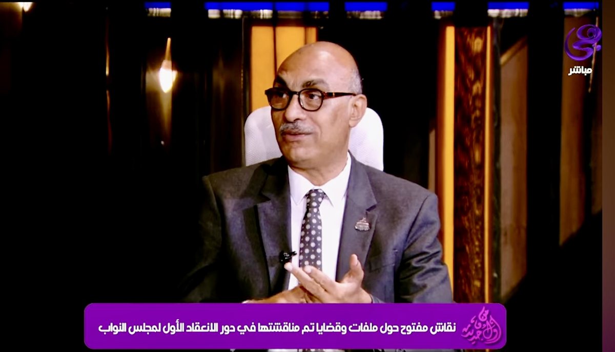     إيهاب منصور يكشف تطورات حصر حملة الماجستير والدكتوراه