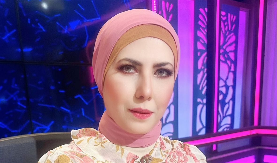 نيفين منصور