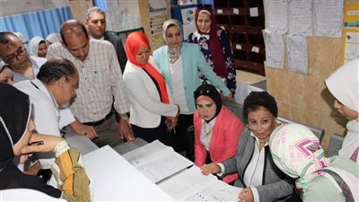 نائب وزير الصحة تقوم بجولة تفقدية في مستشفى الفيوم العام