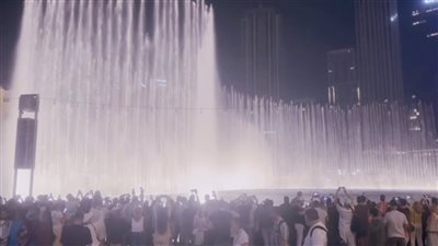 النافورة الراقصة مول دبي الإمارات