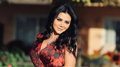 مسلسل عمر أفندي: دراما تشويق بين الماضي والحاضر بطولة رانيا يوسف وأحمد حاتم