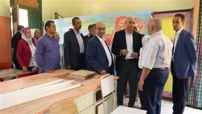 وزير التعليم يتفقد مدرسة المتفوقين الثانوية بعين شمس