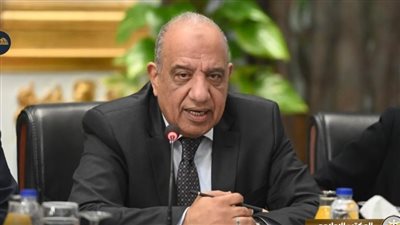 وزير الكهرباء يكشف خطة التوسع فى مشروع استبدال العدادات التقليدية