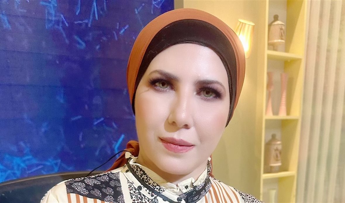 نيفين منصور