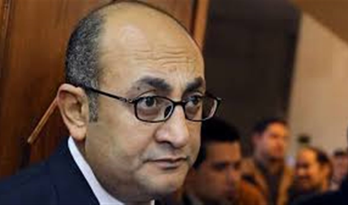 خالد على