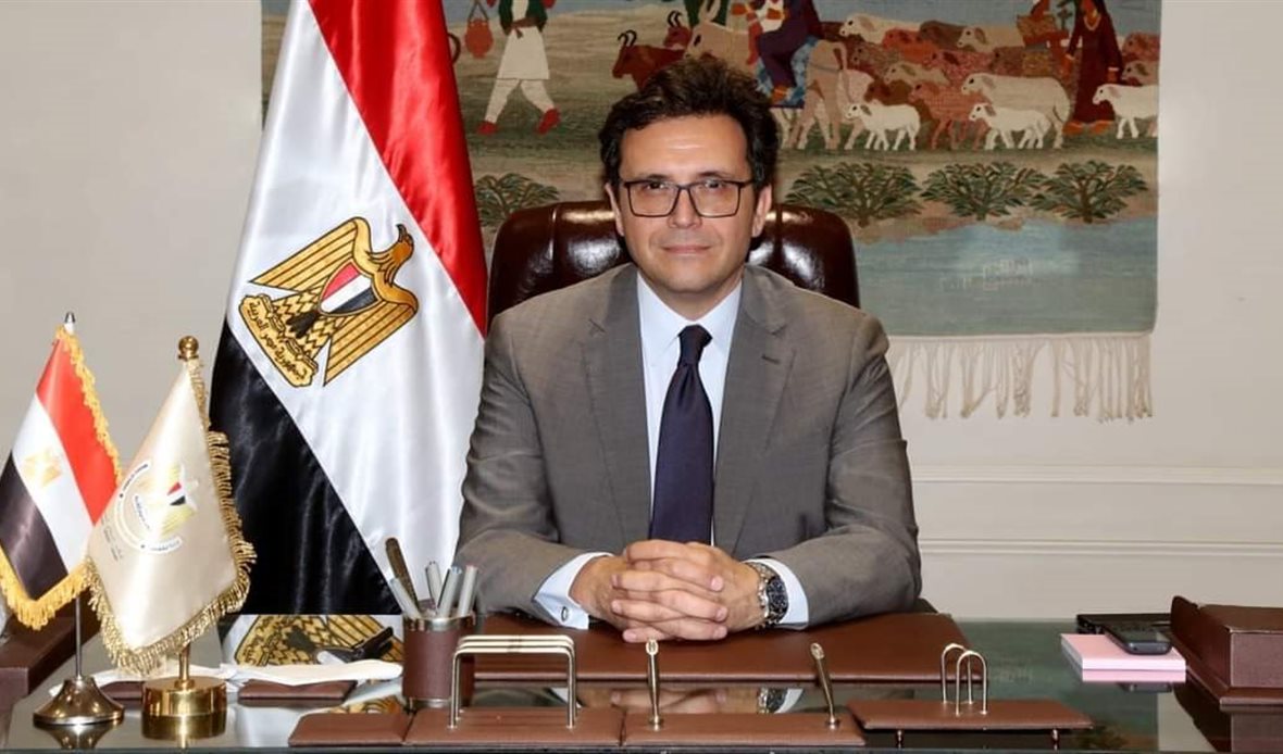 الدكتور أحمد فؤاد