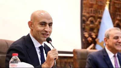 وزير التعليم يؤكد على أهمية دور المدرسة لتقديم تعليم متميز ذو جودة عالية للطلاب