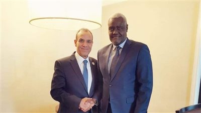 وزير الخارجية يلتقي رئيس مفوضية الاتحاد الأفريقي