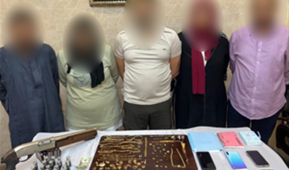 المتهمين