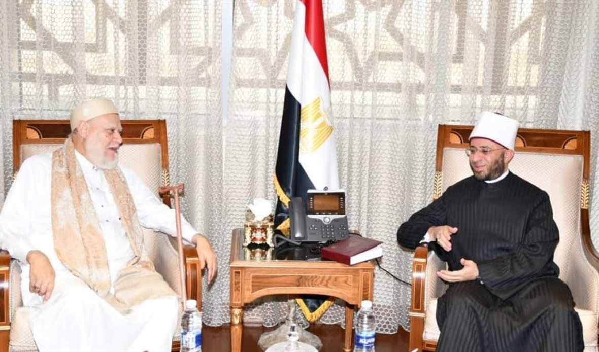 وزير الأوقاف ورئيس
