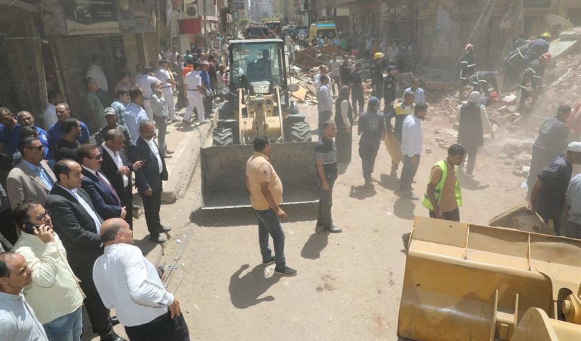العقار المنهار