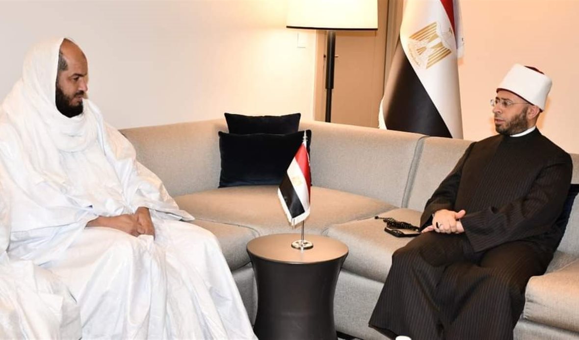 وزير الأوقاف والأمين