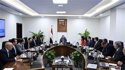 رئيس الوزراء يُتابع خطة تسويق الوحدات السكنية في عدد من المدن الجديدة