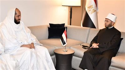وزير الأوقاف يستقبل الأمين العام لهيئة العلماء بموريتانيا