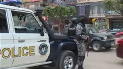 الأمن يضبط تشكيلًا عصابيًا لسرقة أغطية بالوعات الصرف الصحي بمدينة نصر