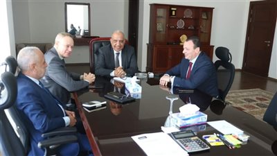 وزير الكهرباء يبحث مع شركة أكوا باور السعودية سبل دعم وتعزيز التعاون 