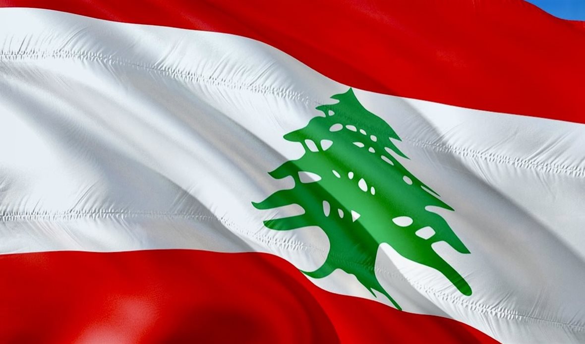 علم لبنان