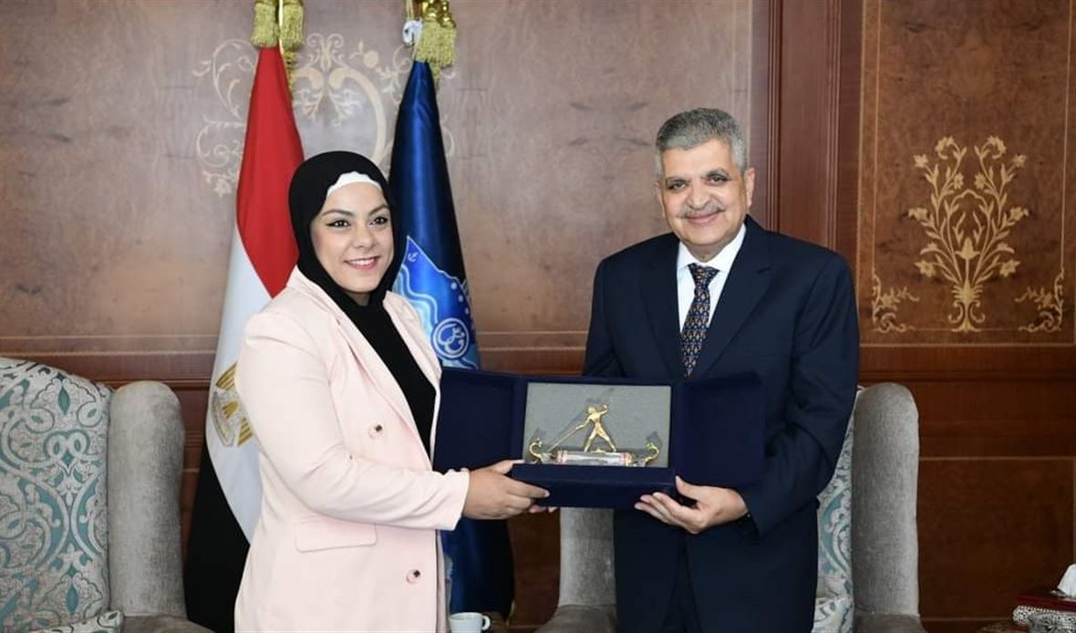 رئيس هيئة قناة السويس