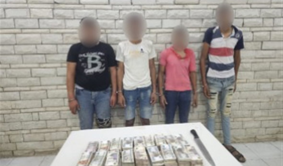 المتهمين 