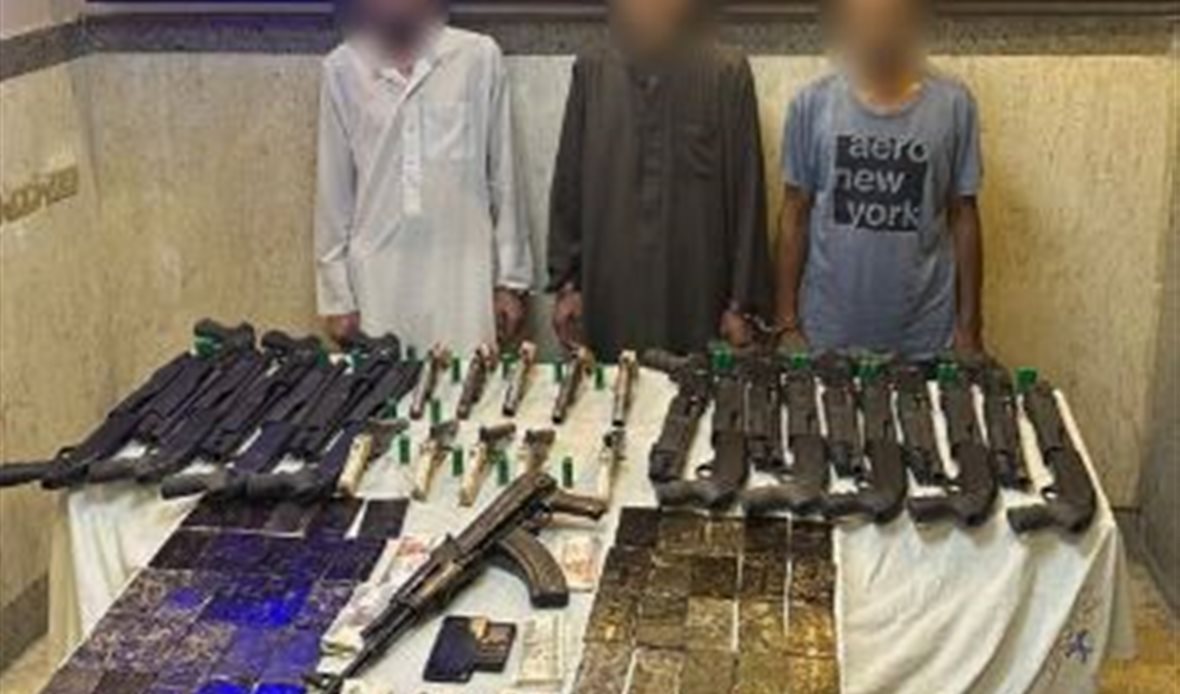 المتهمين 