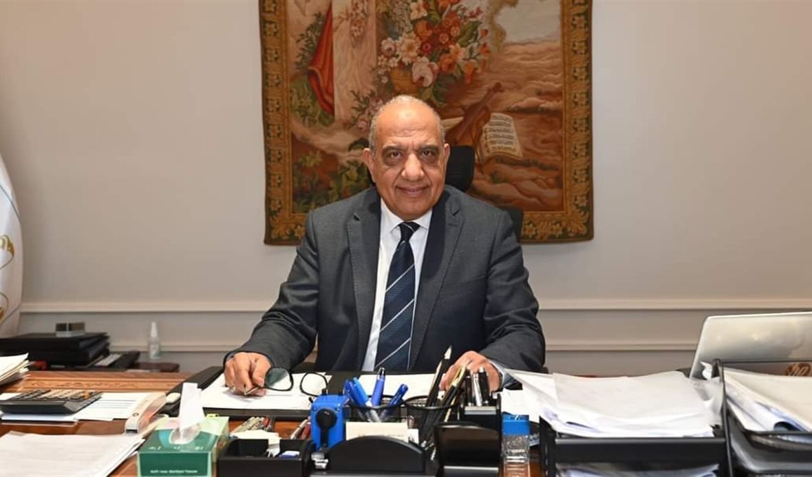 وزير الكهرباء 
