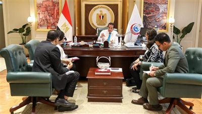وزير الصحة يعقد اجتماعاً لمتابعة آخر مستجدات المشروع القومي لتنمية الأسرة المصرية