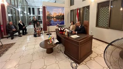 وزير الخارجية يلتقي مع عدد من ممثلي الجالية المصرية في رواندا
