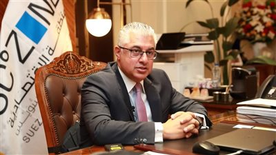 تجديد الثقة في وليد جمال الدين رئيسًا للمنطقة الاقتصادية لقناة السويس