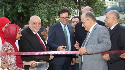 في افتتاح الملتقى الدولي الثامن للكاريكاتير: تكريم سمير غانم و150 بورتريهًا عالميًا