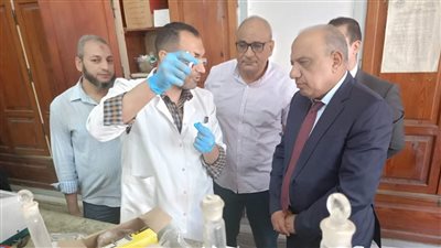 وزير الكهرباء يتفقد هيئة المواد النووية