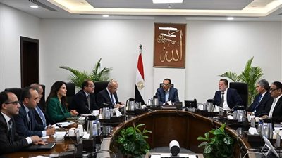 رئيس الوزراء يتابع الإجراءات التنفيذية لمبادرات دعم القطاعات الإنتاجية 