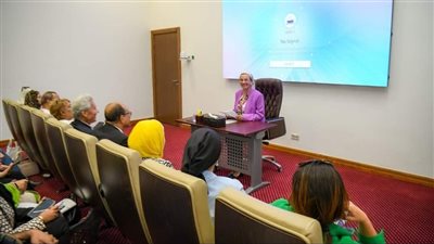 وزيرة البيئة تعقد لقاءً موسعًا لمناقشة خطط الوزارة خلال الفترة المقبلة