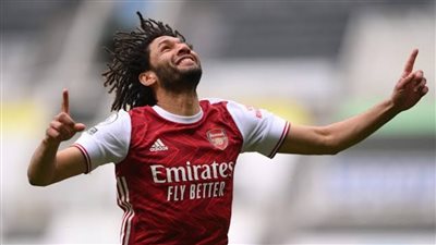 أول ظهور لـ محمد النني بقميص نادي الجزيرة الإماراتي (صور)