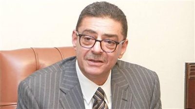 إعلامي شهير يكشف سبب وفاة نجل محمود طاهر رئيس الأهلي السابق