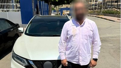 “ضبط مهندس ظهر في فيديو يقود بتهور على طريق مصر-السويس”