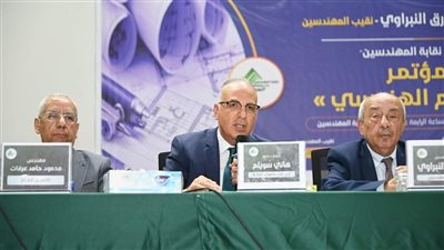 وزير الري يشارك في فعاليات مؤتمر 