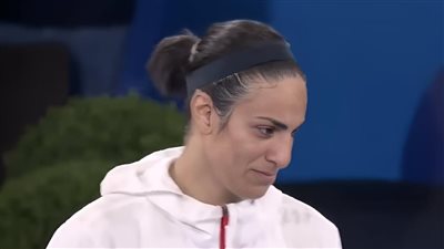“إيمان خليف: كيف حولت تحديات هويتها إلى دافع للفوز بالميدالية الذهبية في أولمبياد باريس”