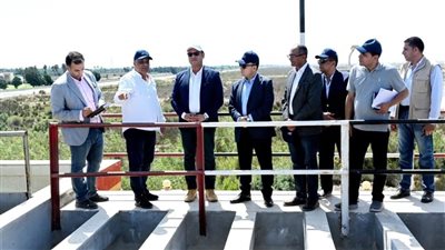 وزير الإسكان ومحافظ كفر الشيخ يتفقدان محطة مياه مطوبس الشمالية ضمن مشروعات 