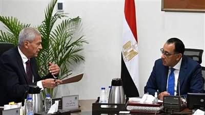 مدبولي يتابع مع رئيس هيئة الشراء الموحد عددا من ملفات العمل