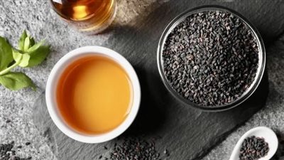 زيت الحبة السوداء: السر الطبيعي لصحة أفضل – من مكافحة الالتهابات إلى تعزيز المناعة وصحة الجلد