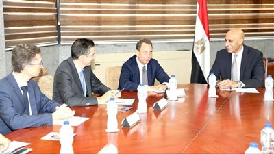“عبداللطيف” يستقبل السفير الفرنسي بالقاهرة لبحث سبل تعزيز أوجه التعاون في مجال التعليم قبل الجامعي