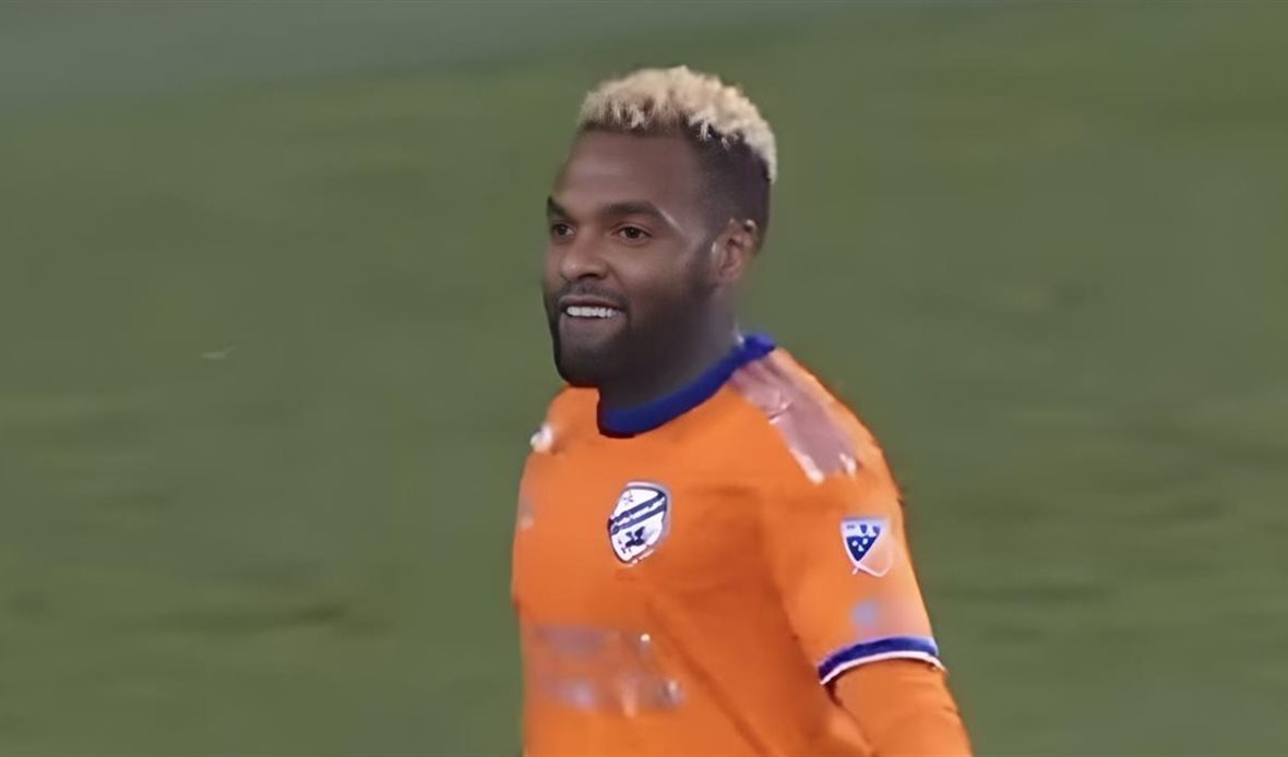 اللاعب الجابوني بوبندزا