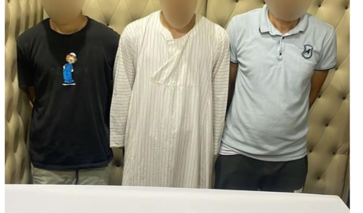 المتهمين 