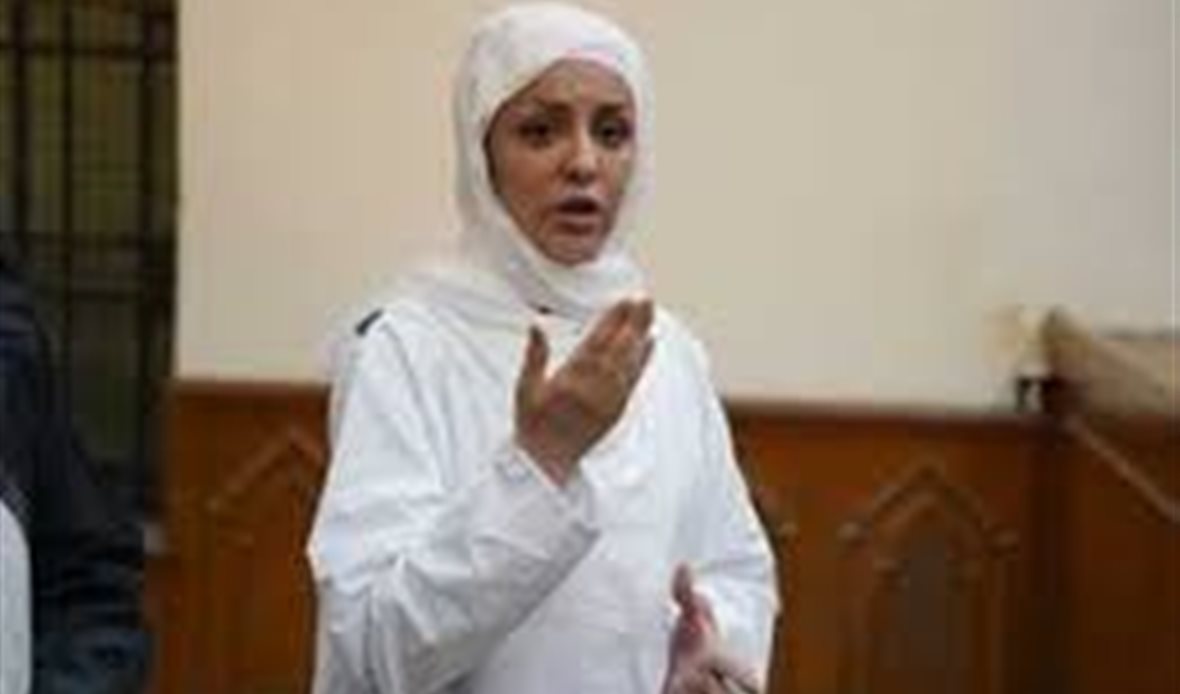 مضيفة الطيران 