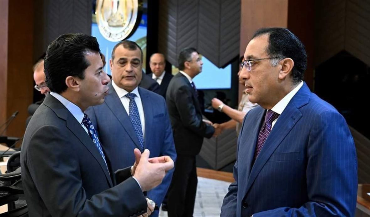رئيس مجلس الوزراء